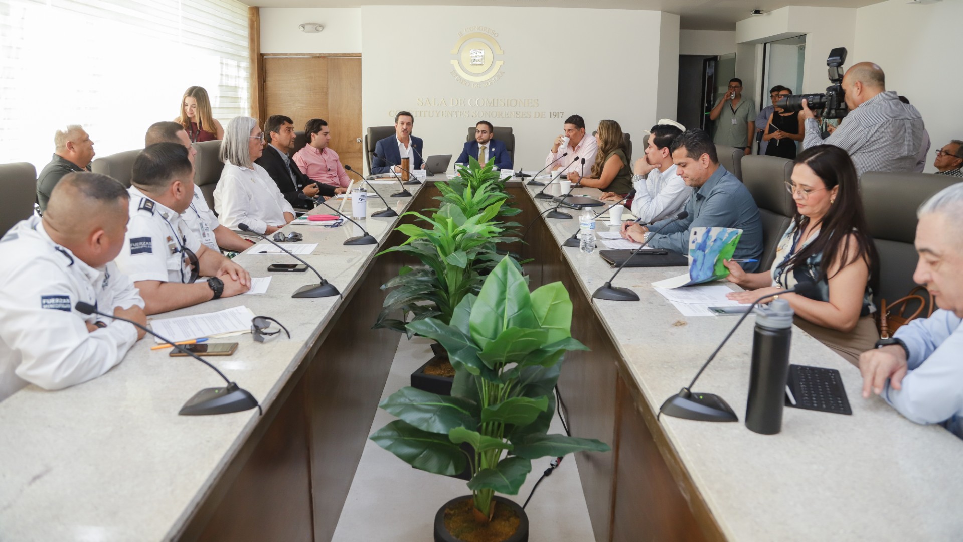 Recaba
Congreso de Sonora propuestas para sancionar el abandono de personas en
accidentes viales