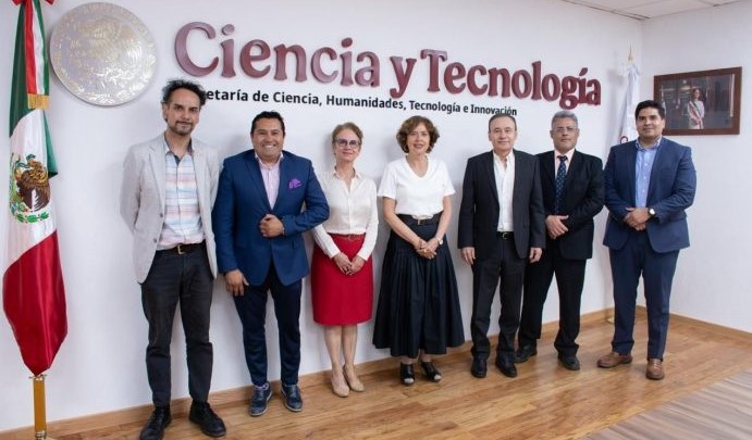Gobernador Durazo posiciona a Sonora a la vanguardia en
desarrollo de semiconductores con Centro 